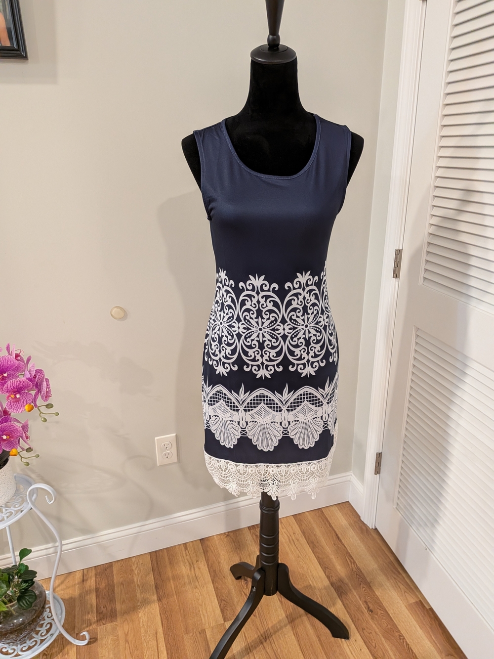 Sleeveless Navy Dress with White Lace Detail Size Small